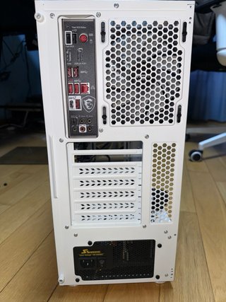 Ordenador de sobremesa Nfortec blanco