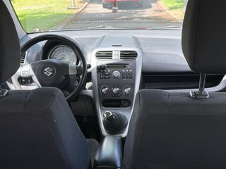Suzuki Splash 1.1i 65cv gasolina