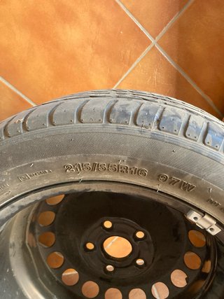 Rueda de repuesto coche 215/55R16. Grupo vag.