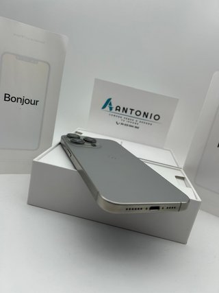 IPHONE 15 PRO CON GARANTIA Y 100% SALUD