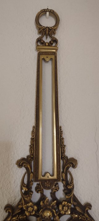 Barómetro antiguo decorativo dorado