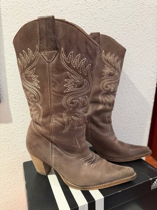 Botines grises mujer