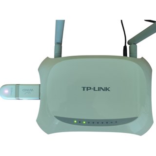 Kit Router TP-Link TL-MR3420 + Chiavetta USB