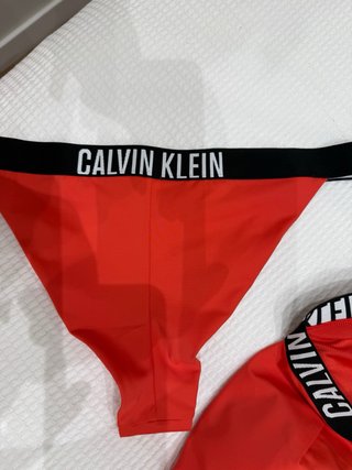 Bikini Calvin Klein Rojo Talla XL Nuevo
