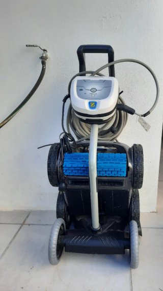Robot Limpiafondos Zodiac Eléctrico