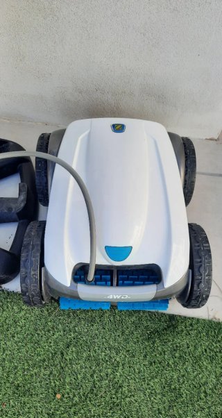 Robot Limpiafondos Zodiac Eléctrico