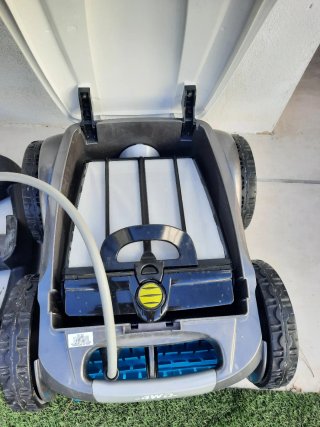 Robot Limpiafondos Zodiac Eléctrico