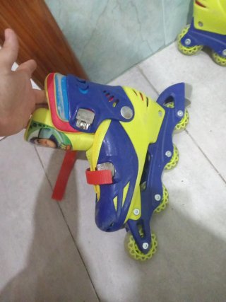 Casco y Patines Toy Story