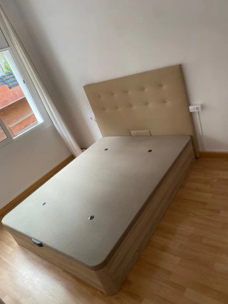 Letto a scomparsa + materasso + testiera + doghe