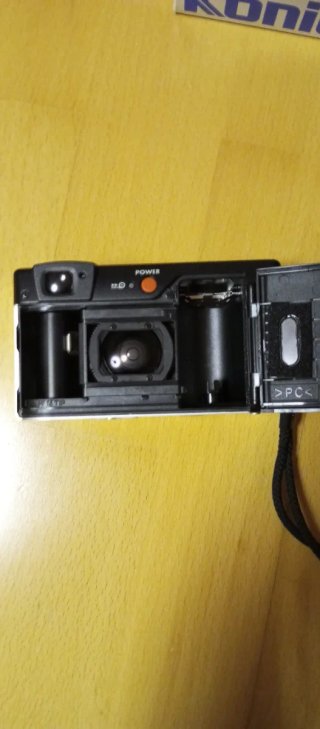 Cámara Konica Z-up 80e Plata