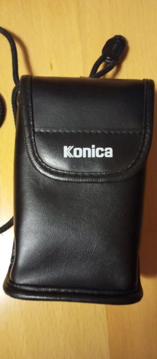 Cámara Konica Z-up 80e Plata
