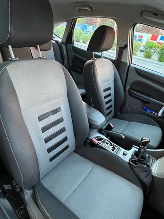 Ford Focus 2010