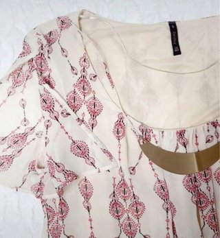 Vestido corto estampado fluido Bershka talla S -36
