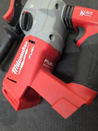 Tassellatore Milwaukee M18 BLHX