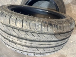 Neumáticos de coche 225/45R17