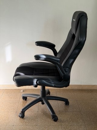 Silla gaming Ergonómica Newskill Negra