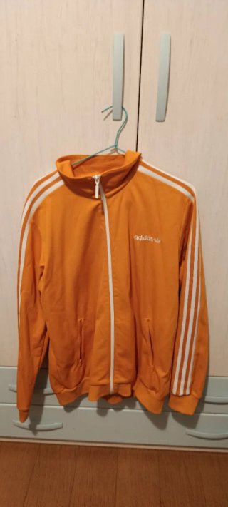 Sudaderas (preguntar precio de cada)