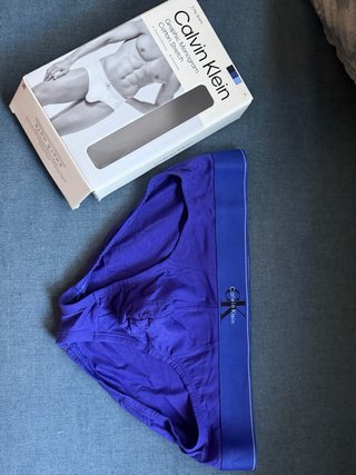 Slip Calvin Klein Morado Talla M