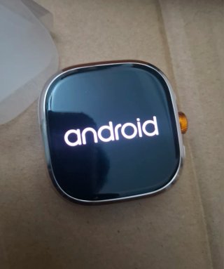 Teléfono móvil en la muñeca,con sistema Android 10