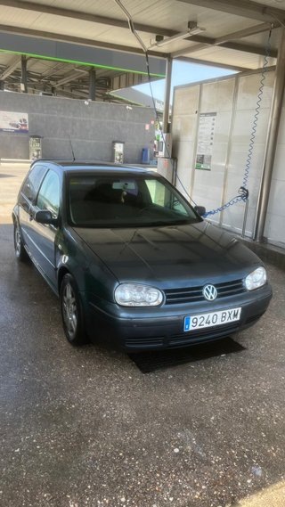 Volkswagen Golf 1.9 tdi 185000km!!