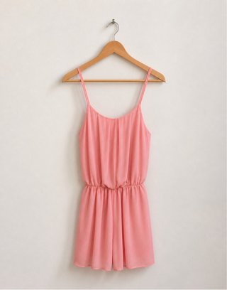 Mono rosa tirantes