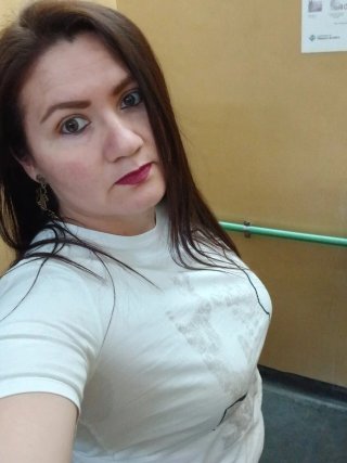 Busco trabajo en cuidado de persona mayor,limpieza