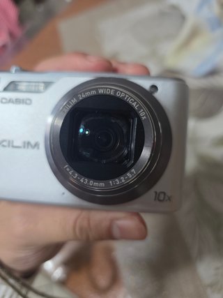 Fotocamera Digitale Casio EXILIM 12.1MP 10x Zoom