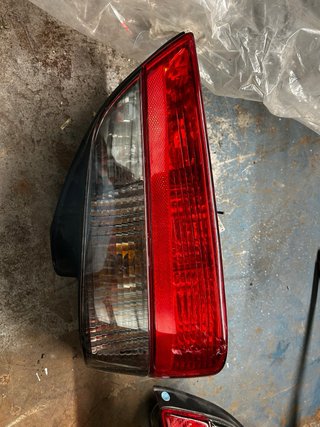 Pilotos Traseros Peugeot 406