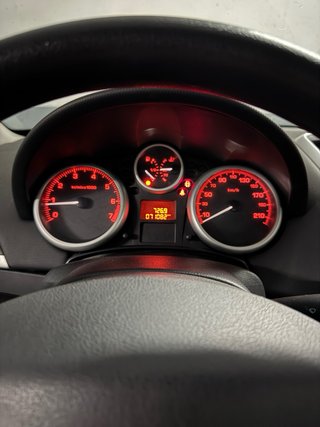 Peugeot 207 2011