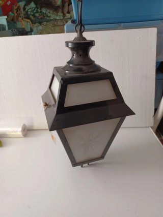 Lámpara de techo farola metal y cristal