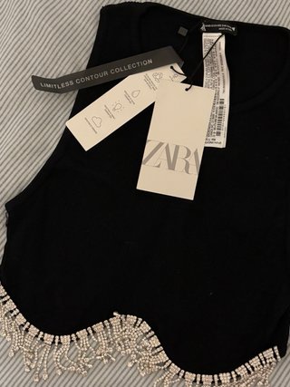Top Zara negro con pedrería