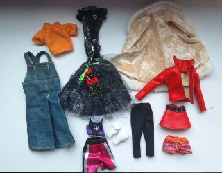 Lote Ropa Barbie