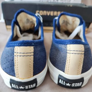 Zapatillas Converse de piel, a estrenar.