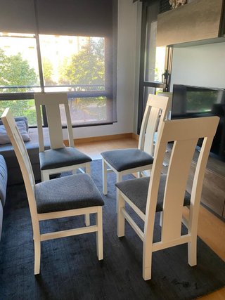 Juego de 4 sillas de comedor blancas