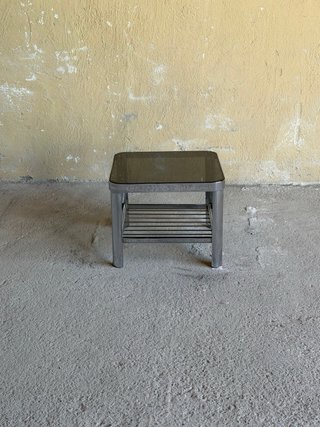 Mesa auxiliar vintage italiana 70s