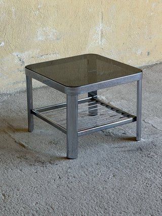 Mesa auxiliar vintage italiana 70s