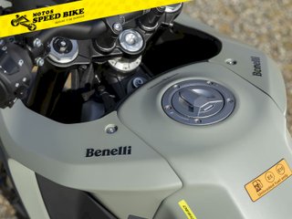 BENELLI BKX 300