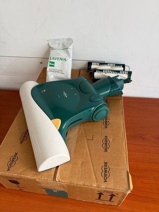 Folletto battitappeto eb360 vorwerk completo