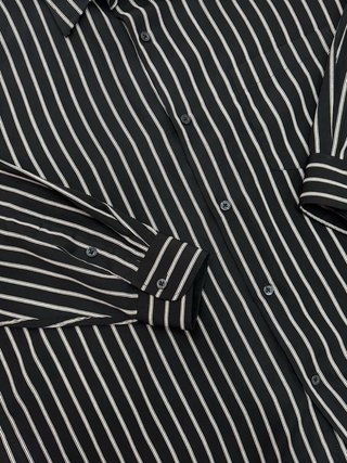 Camisa de rayas Fly Fish negra y blanca
