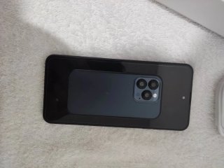 iPhone 16 Pro Azul Marino + Accesorios