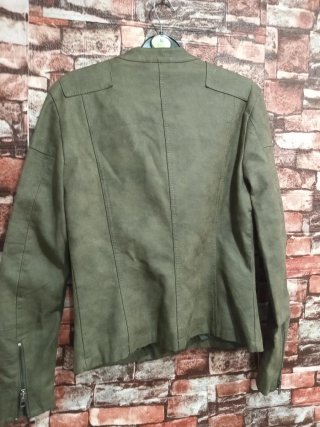 Cazadora Biker ONLY verde oliva