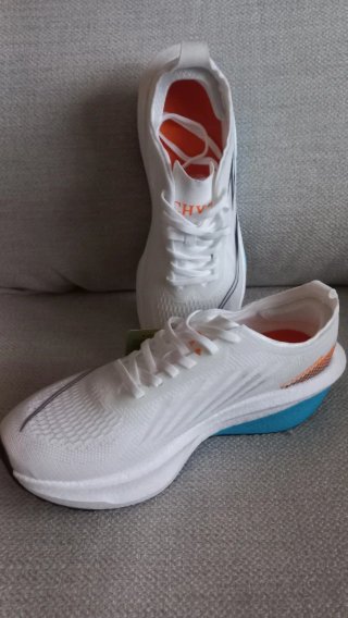 Zapatillas deportivas blancas y azules T44