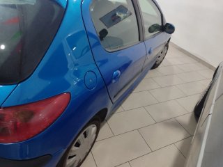 Peugeot 206 2005