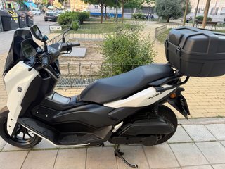 Yamaha NMAX 2025 Blanca