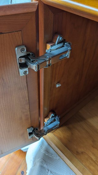 Armario archivador de madera