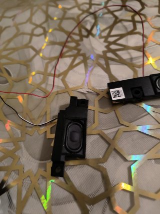 Altavoces MSI Negros