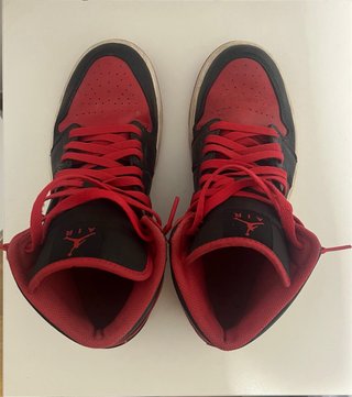 Zapatillas Nike Air Jordan 1 Mid Rojas/Negras