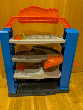 Hot Wheels Stunt Garage