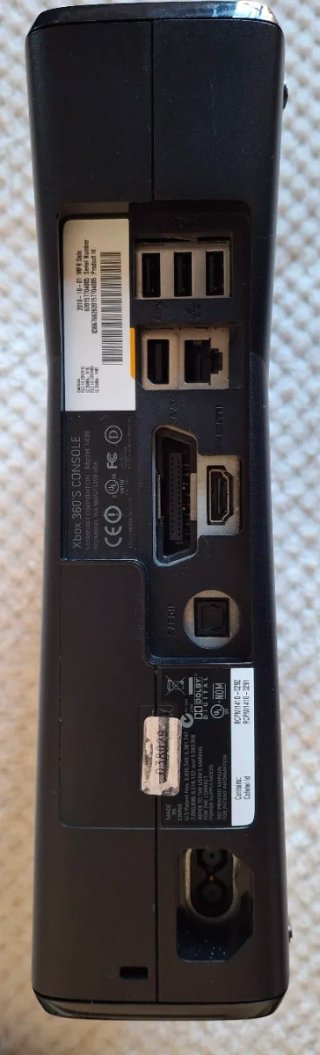 Xbox 360 Slim 250GB + Mando Negro