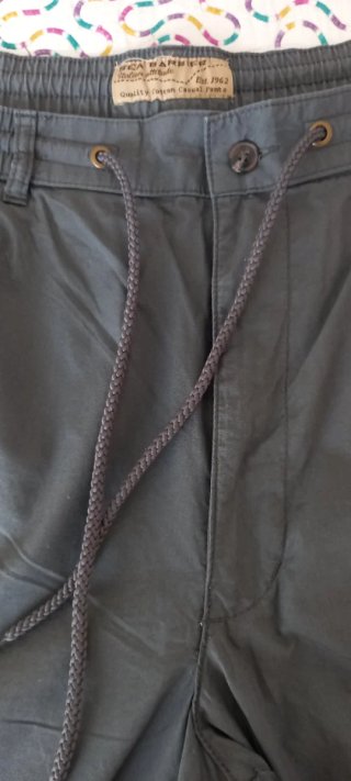 Pantaloni cargo grigi uomo
